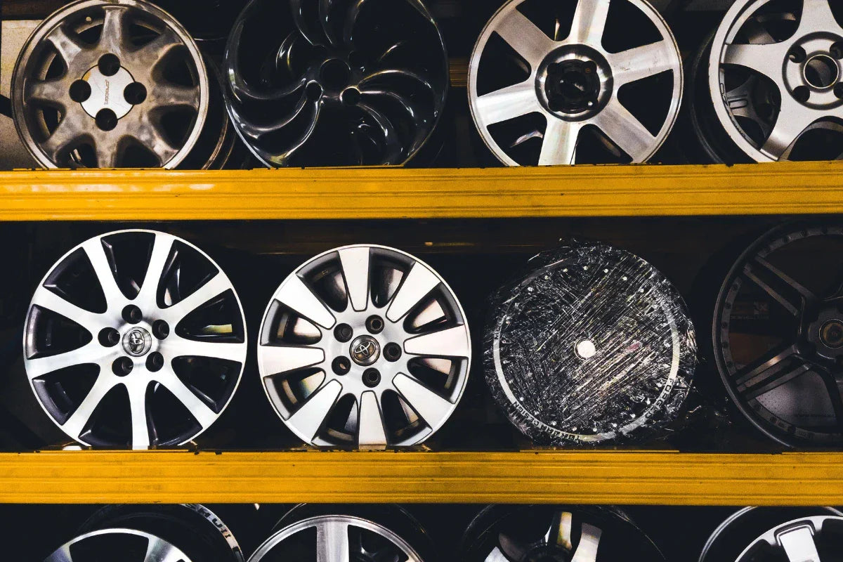 How to Choose Custom Wheels for Your Truck or SUV (2026 Guide ...